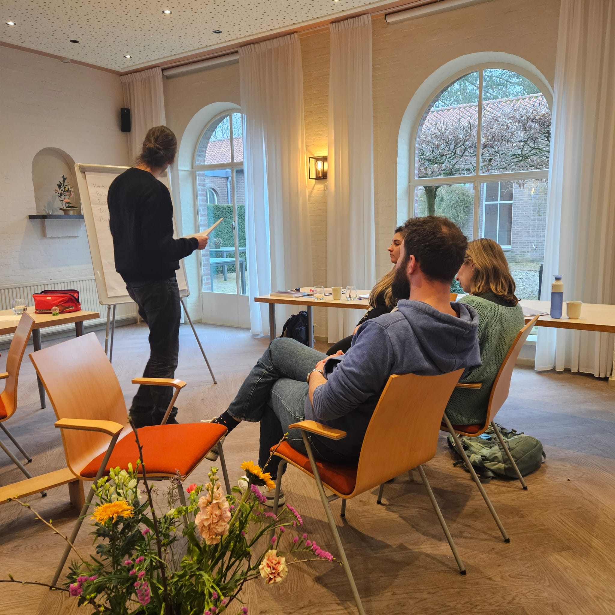 Afbeelding van WhatsApp op 2025-10-28 om 16.56.47_e8dad138 introductieworkshop; workshop; act in het onderwijs; conextuele pedagogiek; de kunst van gedrag begeleiden; fiksatie; femke klomp; maaike steeman; act; contextuele gedragswetenschap; studiemiddag; onderwijs; gedrag; incompany